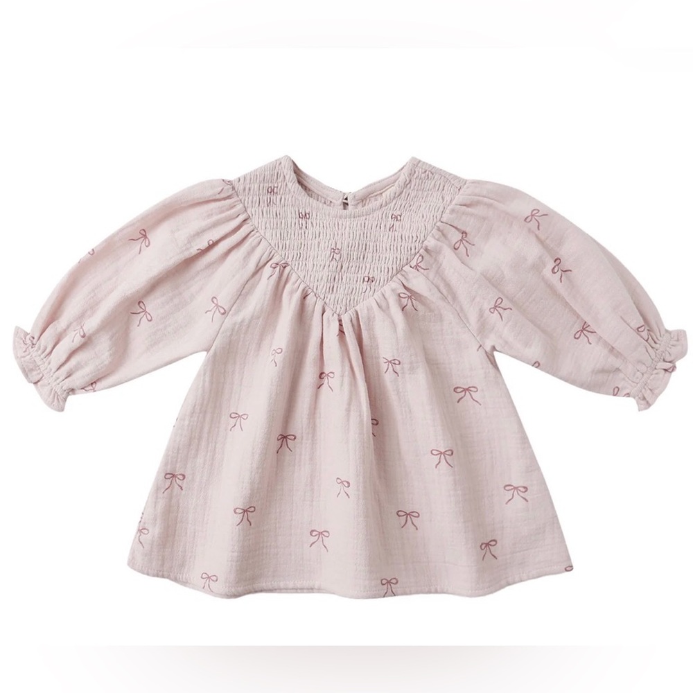 Only worn once! Quincy Mae V Smocked Dress - Bows